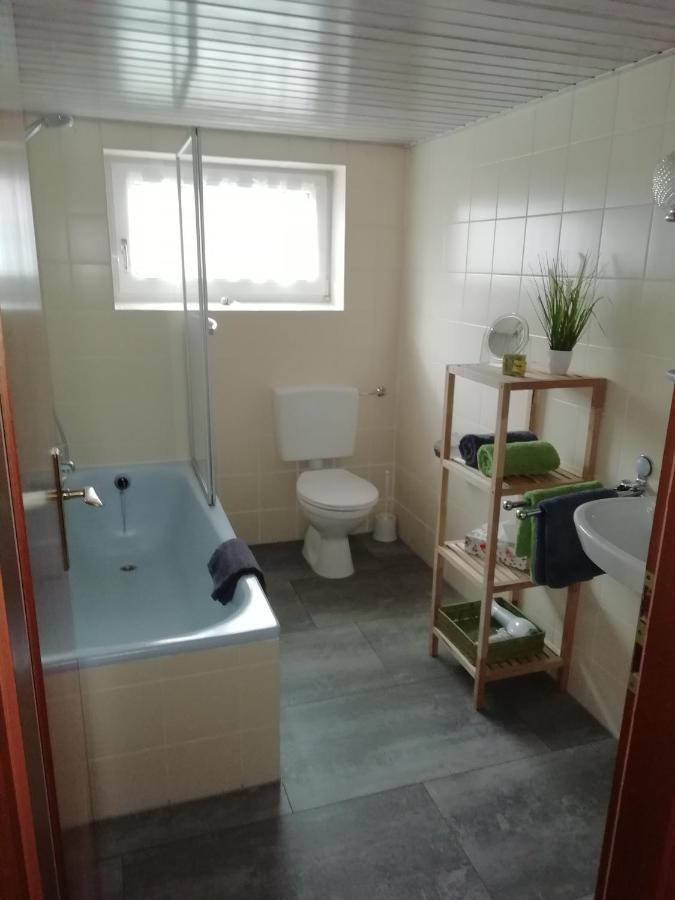 Poppenga - Feha Wallperle Emden Esterno foto